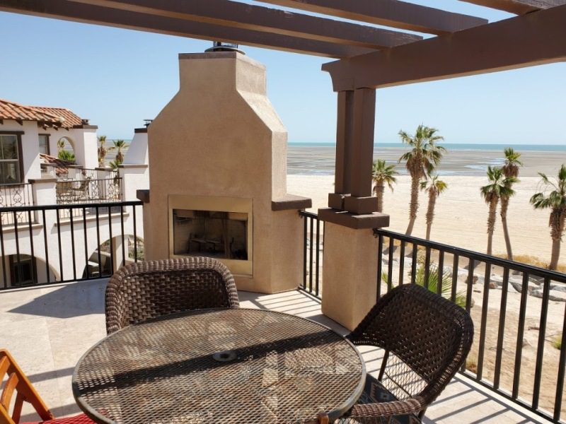 Beach Front Codo